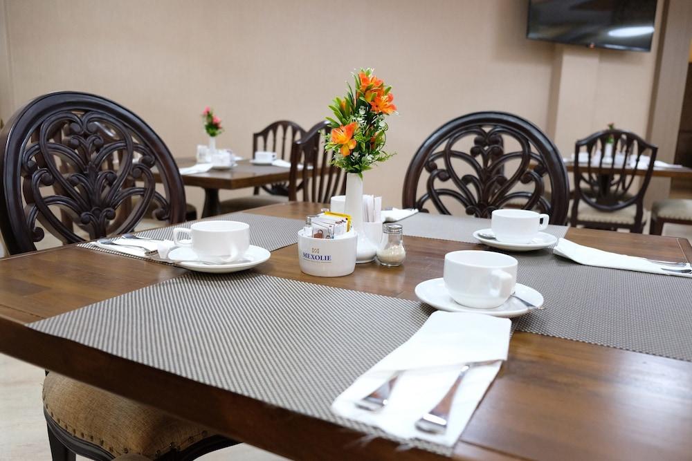 Mexolie Hotel Kebumen Kültér fotó