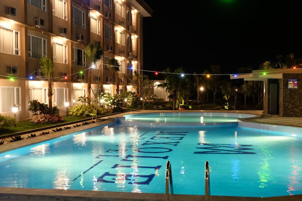 Mexolie Hotel Kebumen Kültér fotó