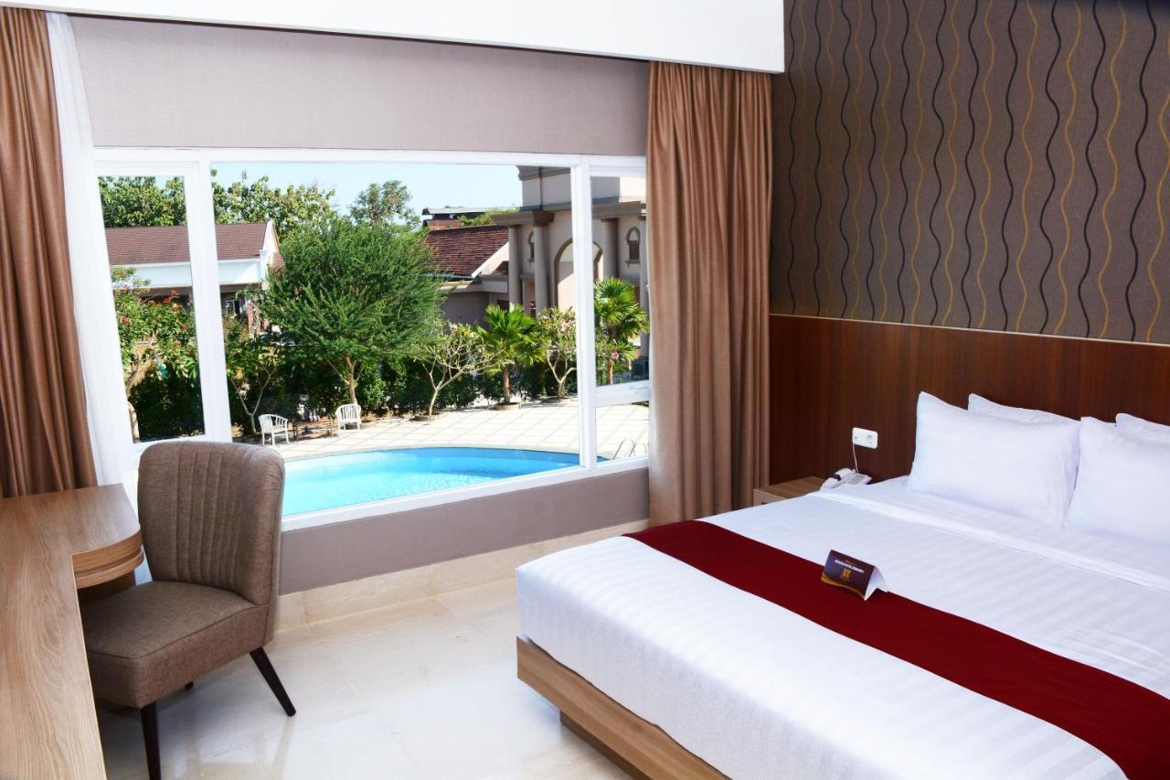 Mexolie Hotel Kebumen Kültér fotó