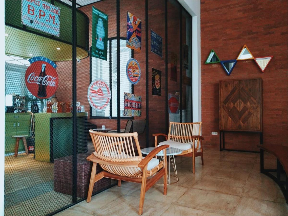 Mexolie Hotel Kebumen Kültér fotó