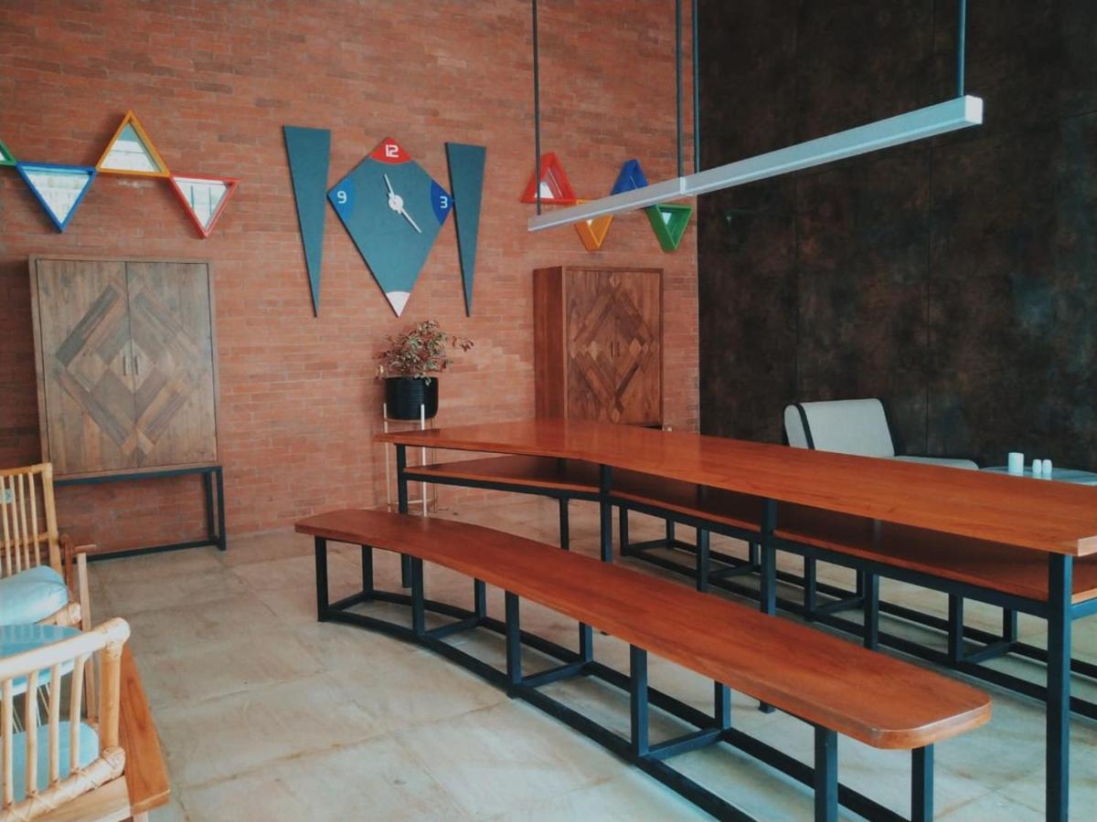 Mexolie Hotel Kebumen Kültér fotó